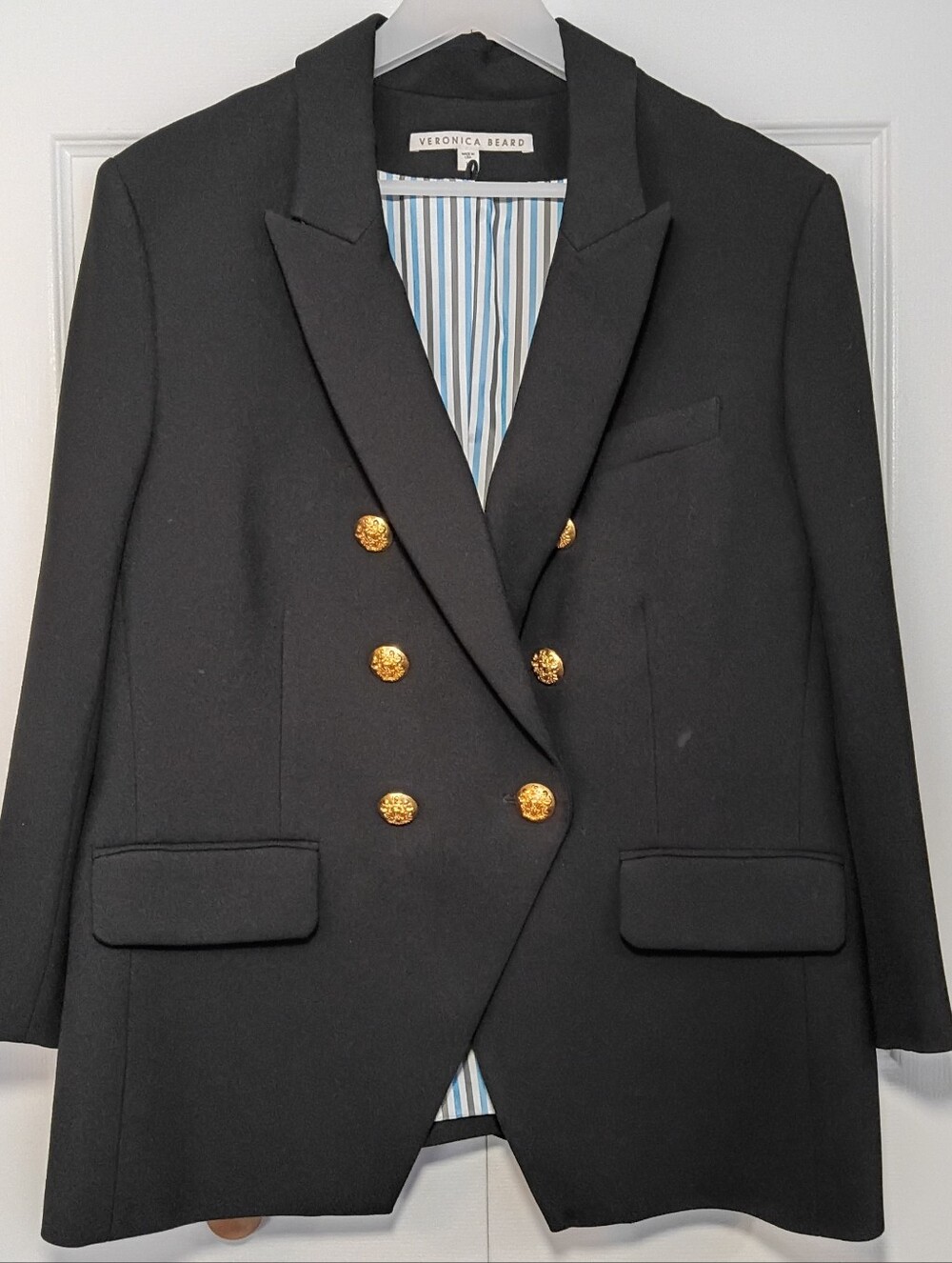 Veronica Beard Black Double-Breasted Dickie Blazer with Gold Buttons. 3/4 Sleeve